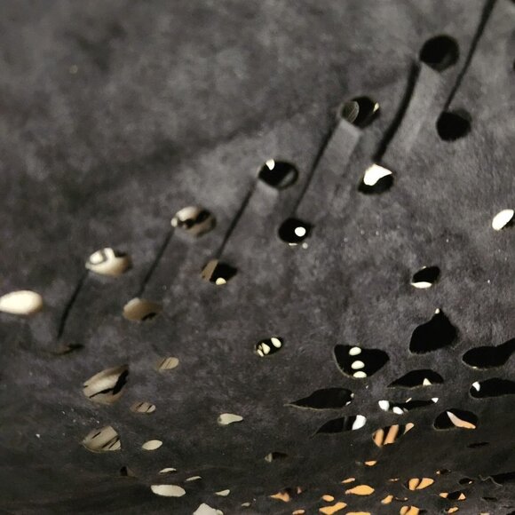 Indigo Thread Co Black Faux Suede Poncho Shawl Laser Cut Fringe Size 1X/2X - Picture 4 of 6